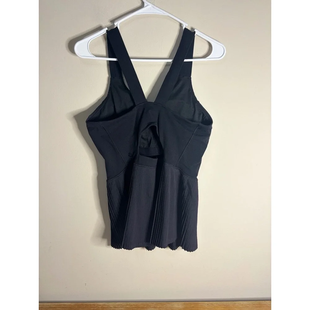 lululemon athletica lululemon pleated